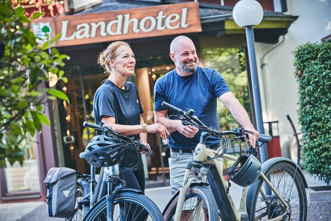 Start der E-Bike-Tour von Naafs H&auml;uschen