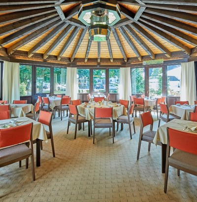 Im Pavillon können Sie sich unser Frühstück schmecken lassen