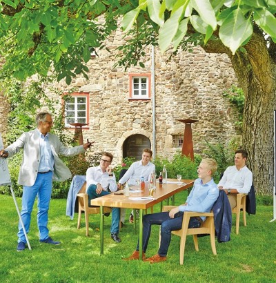 Tagungslocation Burg Honrath mit Outdoor-Tagungsbereich von Naafs-Häuschen in Nordrhein-Westfalen